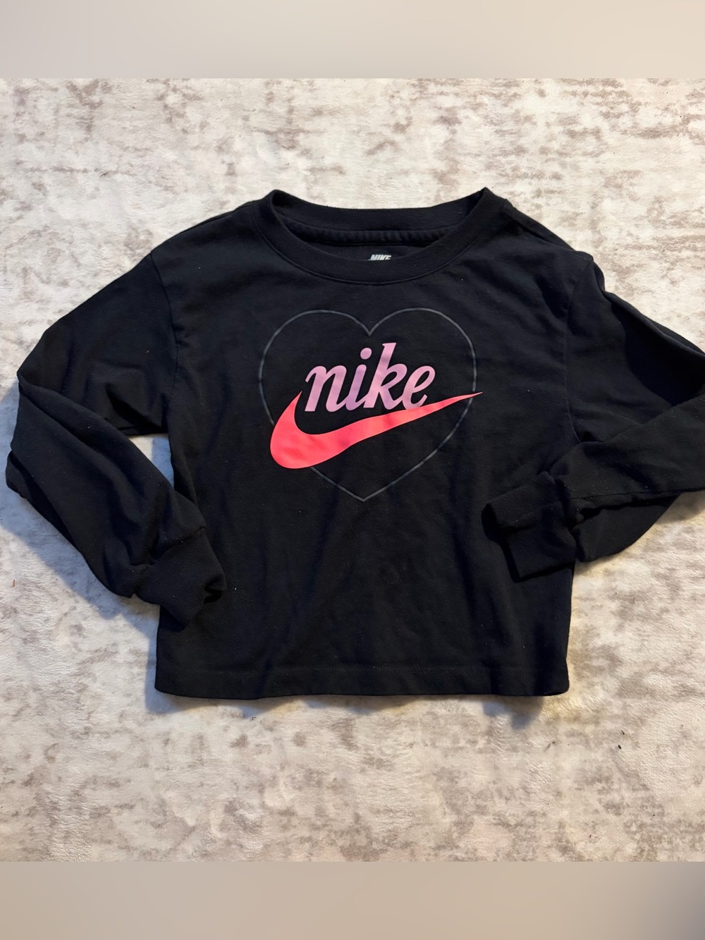 Nike long sleeve cropped shirt size 4